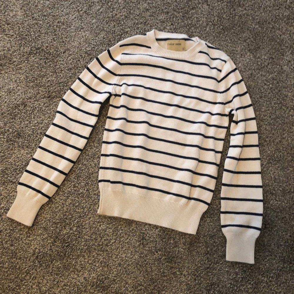 Color Siete Boys Sweater Size M